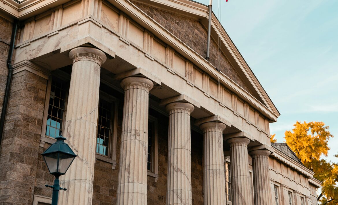 Ohio appellate courthouse, civil contempt appeal